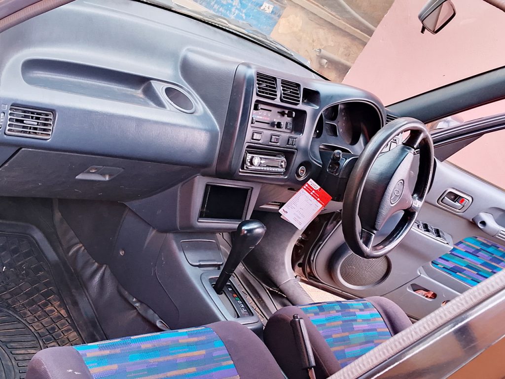 Toyota-RAV4-Features-and-Specifications