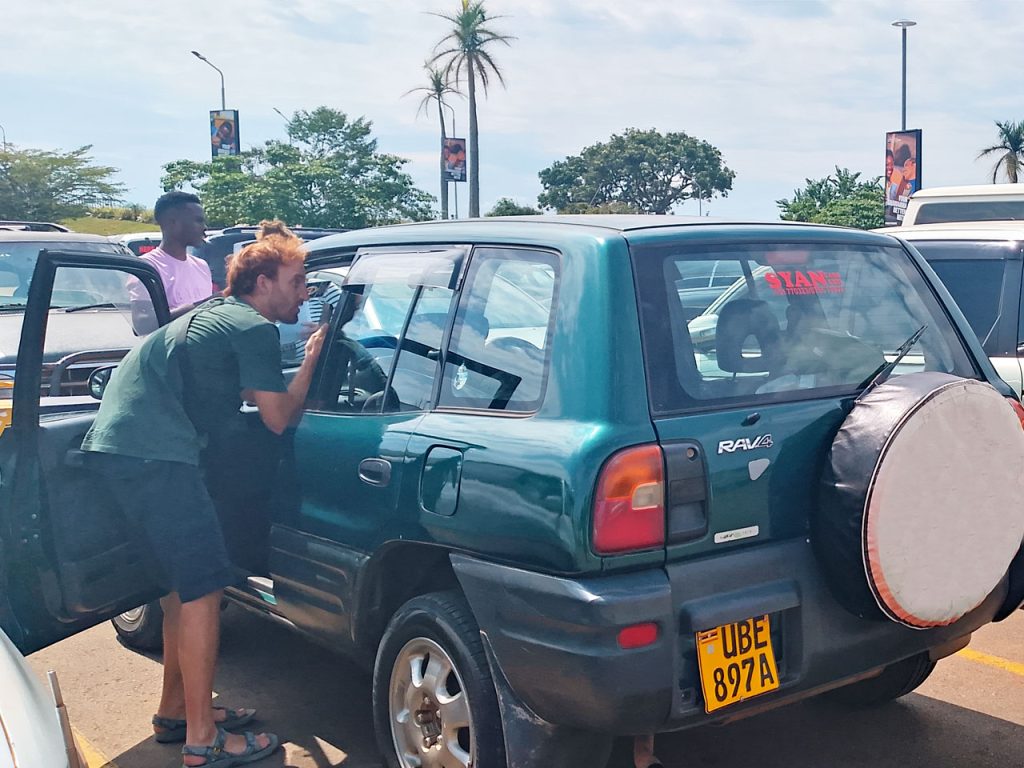 Toyota-RAV4-for-Self-Drive-Uganda-Safari