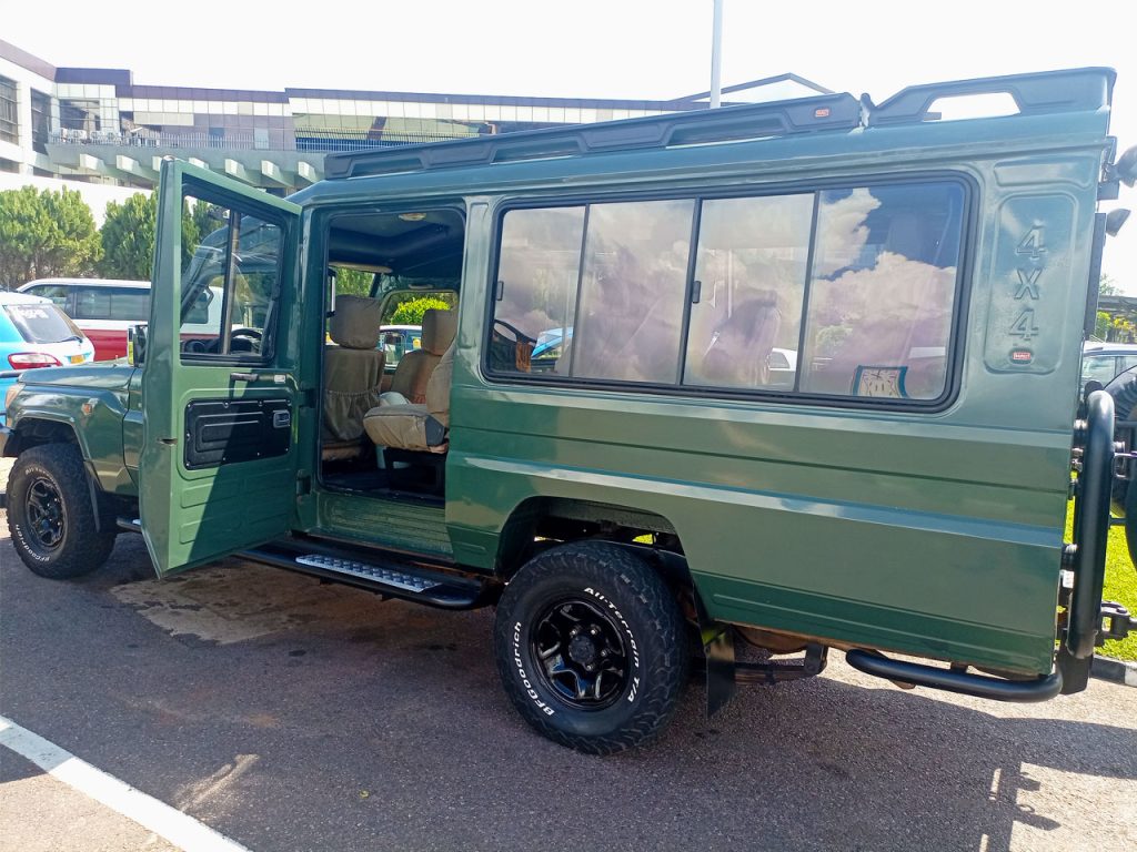 Why-Opt-for-the-Safari-Land-Cruiser-Extended-for-Your-East-Africa-Safari