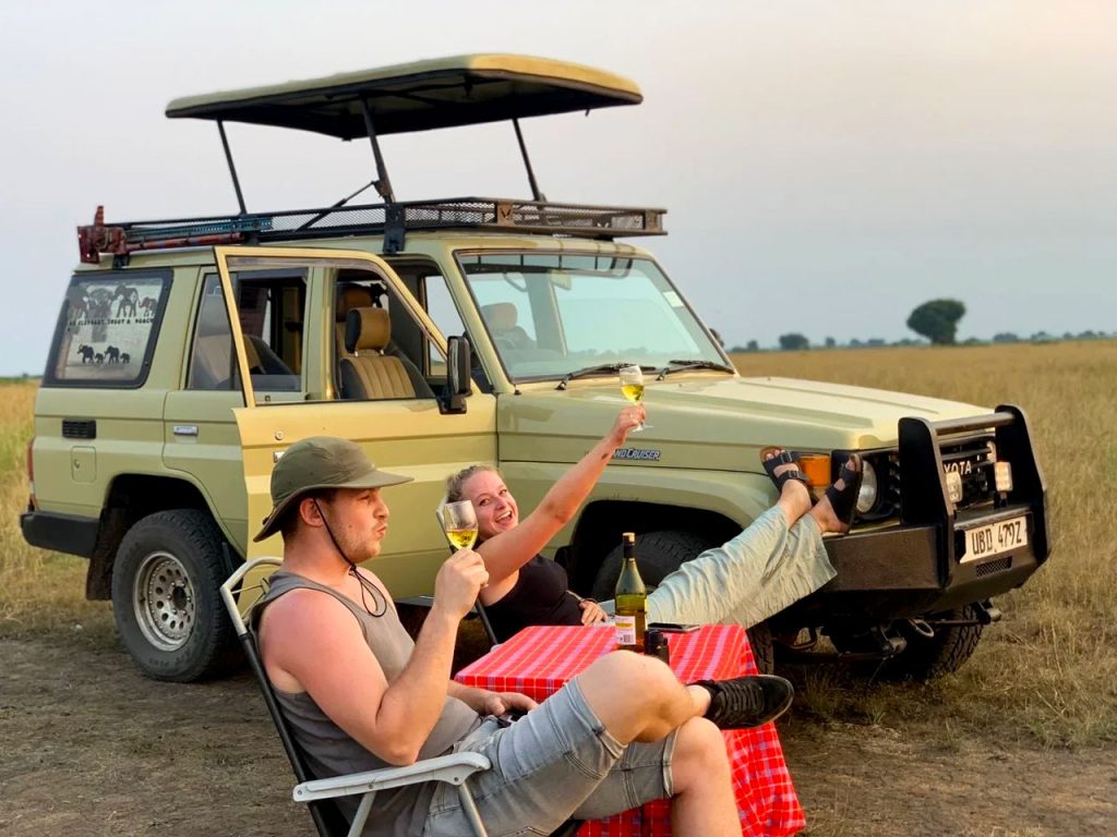 land-cruiser-lx-hardtop-with-popup-roof-at-self-drive-uganda-cars